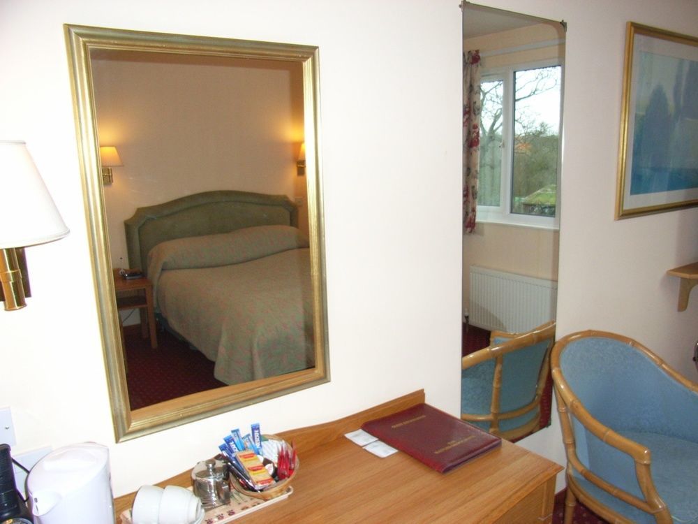 Wayford Bridge Inn Hotel Stalham Exterior foto